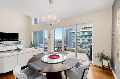 Dining - 60 SW 13th St #5012, Miami, FL 33130 photo 3 of 4