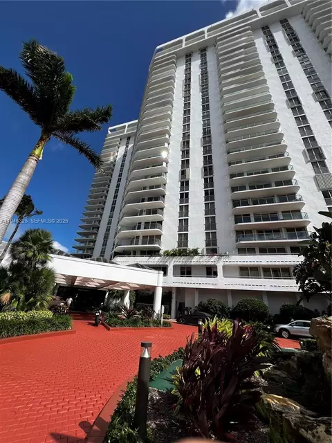 19707 Turnberry Way #4L, Aventura, FL 33180