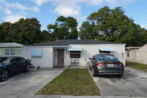 625 NE 130th St, North Miami, FL 33161