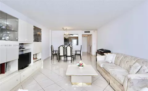 2401 S Ocean Dr #806, Hollywood, FL 33019