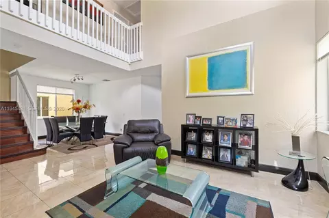1199 Golden Cane Dr, Weston, FL 33327