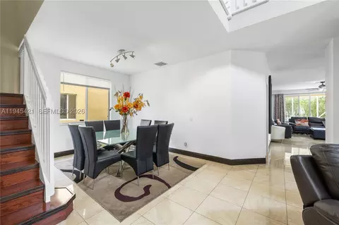 1199 Golden Cane Dr, Weston, FL 33327
