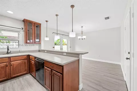 134 NW 117th Ave, Coral Springs, FL 33071