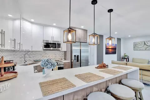 1001 SW 19th St, Fort Lauderdale, FL 33315