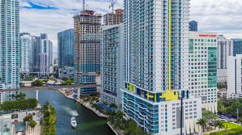 185 SW 7th St #3508, Miami, FL 33130