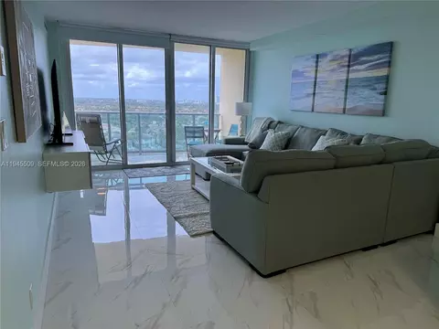 2501 S Ocean Dr #1530, Hollywood, FL 33019