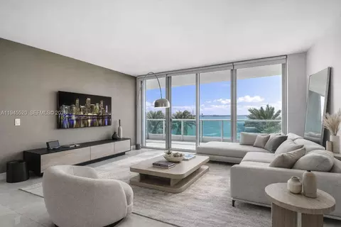 1331 Brickell Bay Dr #1007, Miami, FL 33131