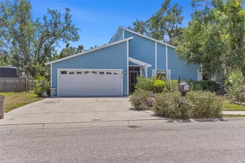 8155 Glenbrooke Ct, Sarasota, FL 34243