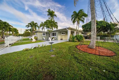 300 NE 175th St, North Miami Beach, FL 33162