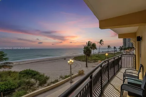 1815 N Surf Rd #204, Hollywood, FL 33019