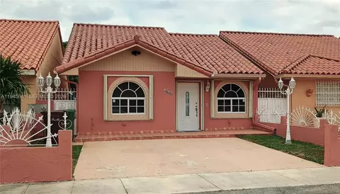 5841 W 21st Ct, Hialeah, FL 33016