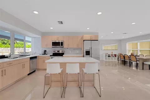 3500 N Park Rd, Hollywood, FL 33021