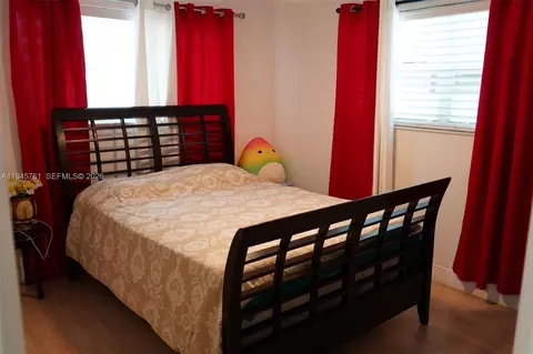Bedroom - 1190 W 33rd St, Hialeah, FL 33012 photo 6 of 12