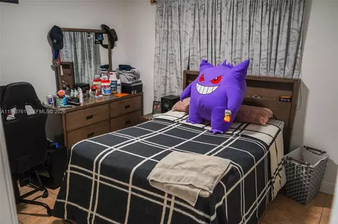 Bedroom - 1190 W 33rd St, Hialeah, FL 33012 photo 1 of 12