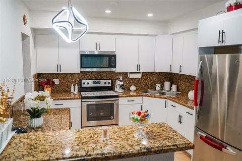 Kitchen - 1190 W 33rd St, Hialeah, FL 33012 photo 2 of 4
