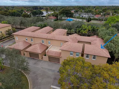 839 SW 147th Ter #5, Pembroke Pines, FL 33027