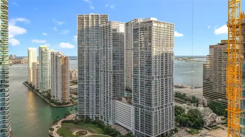 475 Brickell Ave #4215, Miami, FL 33131