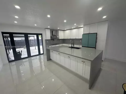 5150 E 9th Ln, Hialeah, FL 33013