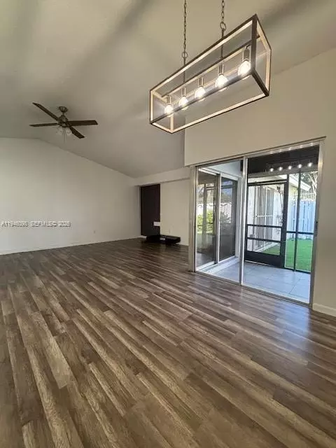 817 NE 214th Ln #4, Miami, FL 33179