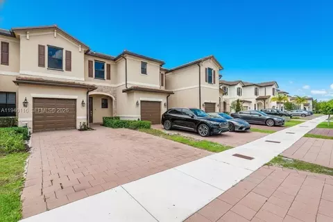 Other - 3326 W 112th St, Hialeah, FL 33018 photo 2 of 9