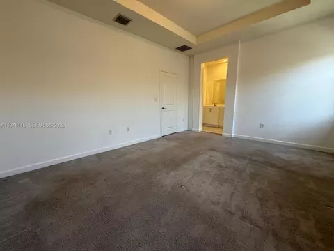 Bedroom - 3326 W 112th St, Hialeah, FL 33018 photo 5 of 7