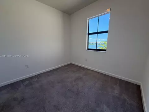 Bedroom - 3326 W 112th St, Hialeah, FL 33018 photo 2 of 7
