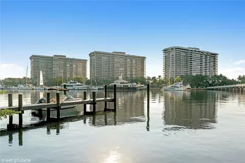 3 Grove Isle Dr #C1807, Miami, FL 33133