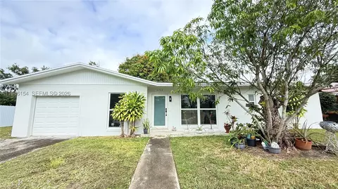10765 SW 155th Ter, Miami, FL 33157