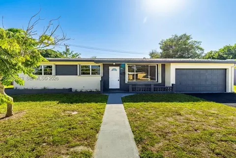 360 NW 199th St, Miami Gardens, FL 33169
