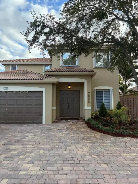 7856 NW 194th St, Hialeah, FL 33015