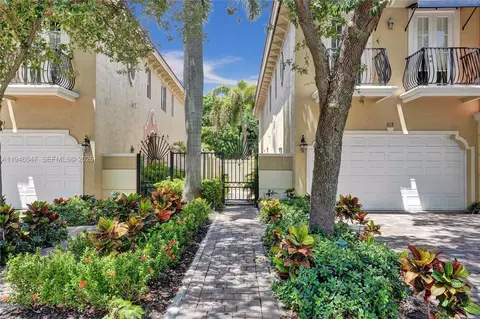 1115 NE 14th Ave, Fort Lauderdale, FL 33304