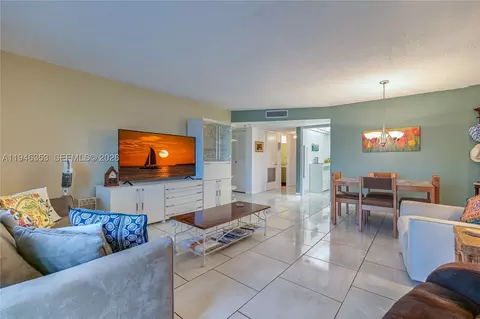 4751 NW 21st St #211, Lauderhill, FL 33313