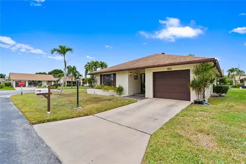 6109 Ambertree Ln, Greenacres, FL 33463