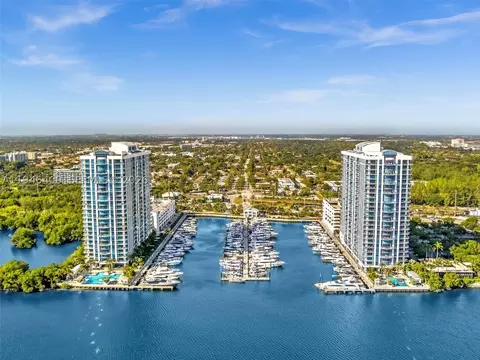 17301 Biscayne Blvd #2301, North Miami Beach, FL 33160