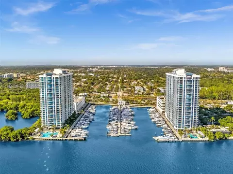 17301 Biscayne Blvd #2301, North Miami Beach, FL 33160