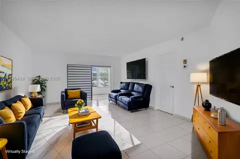 3990 NW 42nd Ave #403, Lauderdale Lakes, FL 33319