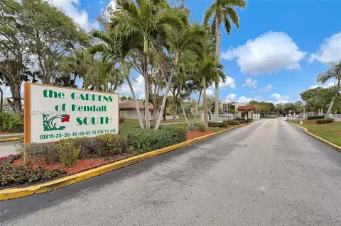 10825 SW 112th Ave #216, Miami, FL 33176