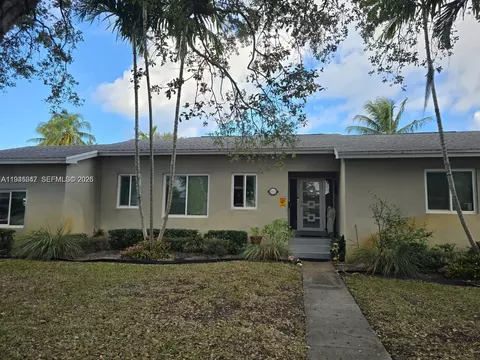 2733 Washington St, Hollywood, FL 33020