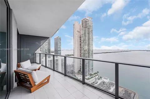 460 NE 28th St #3002, Miami, FL 33137