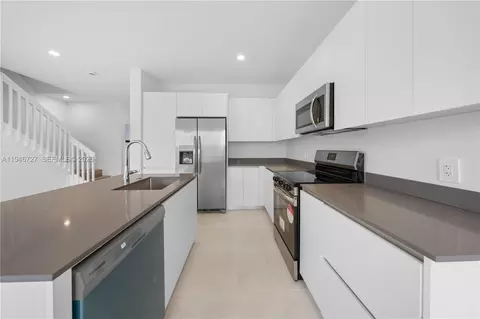 18973 SW 344 Ter #18973, Florida City, FL 33034