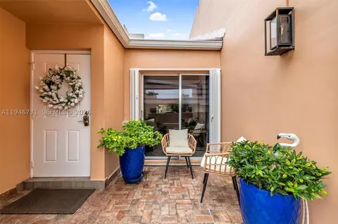 10305 SW 154th Cir Ct #26, Miami, FL 33196