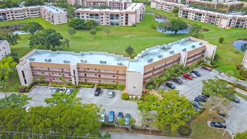 2941 N Nob Hill Rd #208, Sunrise, FL 33322