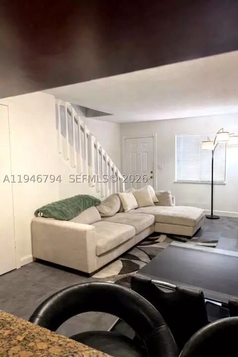 Living - Undisclosed, Hialeah, FL 33016 photo 2 of 2