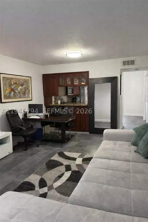 Other - Undisclosed, Hialeah, FL 33016 photo 2 of 3
