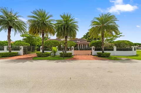 185 SW 130th Ave, Miami, FL 33184