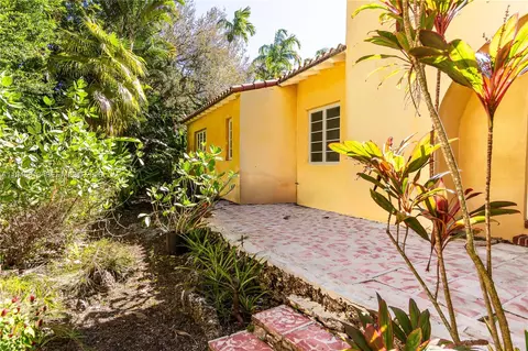 3835 Utopia Ct, Miami, FL 33133 photo 30