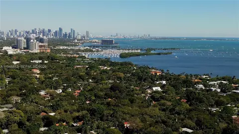 3835 Utopia Ct, Miami, FL 33133 photo 3