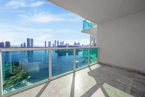 3330 NE 190th St #1912, Aventura, FL 33180