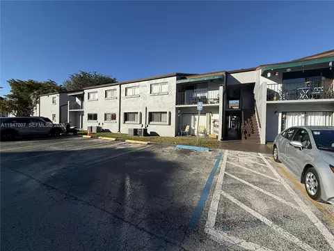 7405 SW 152nd Ave #3-107, Miami, FL 33193