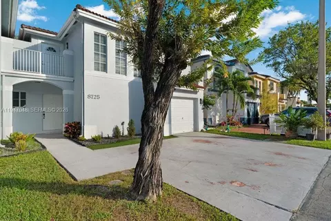 8725 SW 158th Pl, Miami, FL 33193